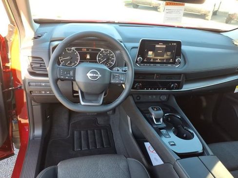 New 2026 Nissan Rogue SV FWD image 9
