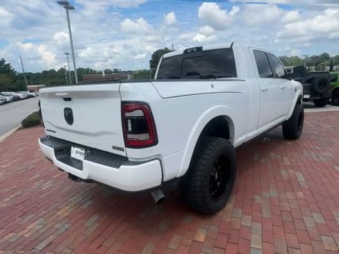 Used 2022 RAM 2500 Limited AWD/4WD image 2