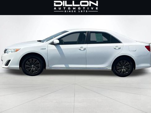 Used 2014 Toyota Camry LE FWD image 7