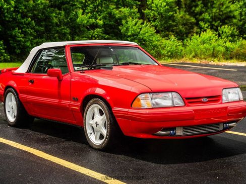 Used 1992 Ford Mustang LX image 16