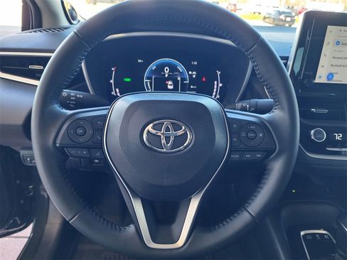 Used 2024 Toyota Corolla SE image 18