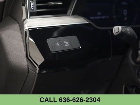Used 2021 Audi e-tron Premium w/ Convenience Plus Package image 14