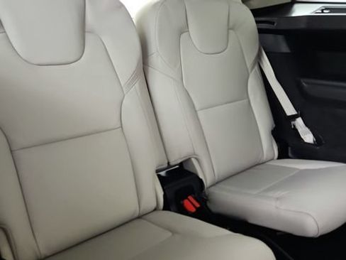 New 2026 Volvo XC90 T8 Ultra w/ Protection Package Premier AWD/4WD image 36