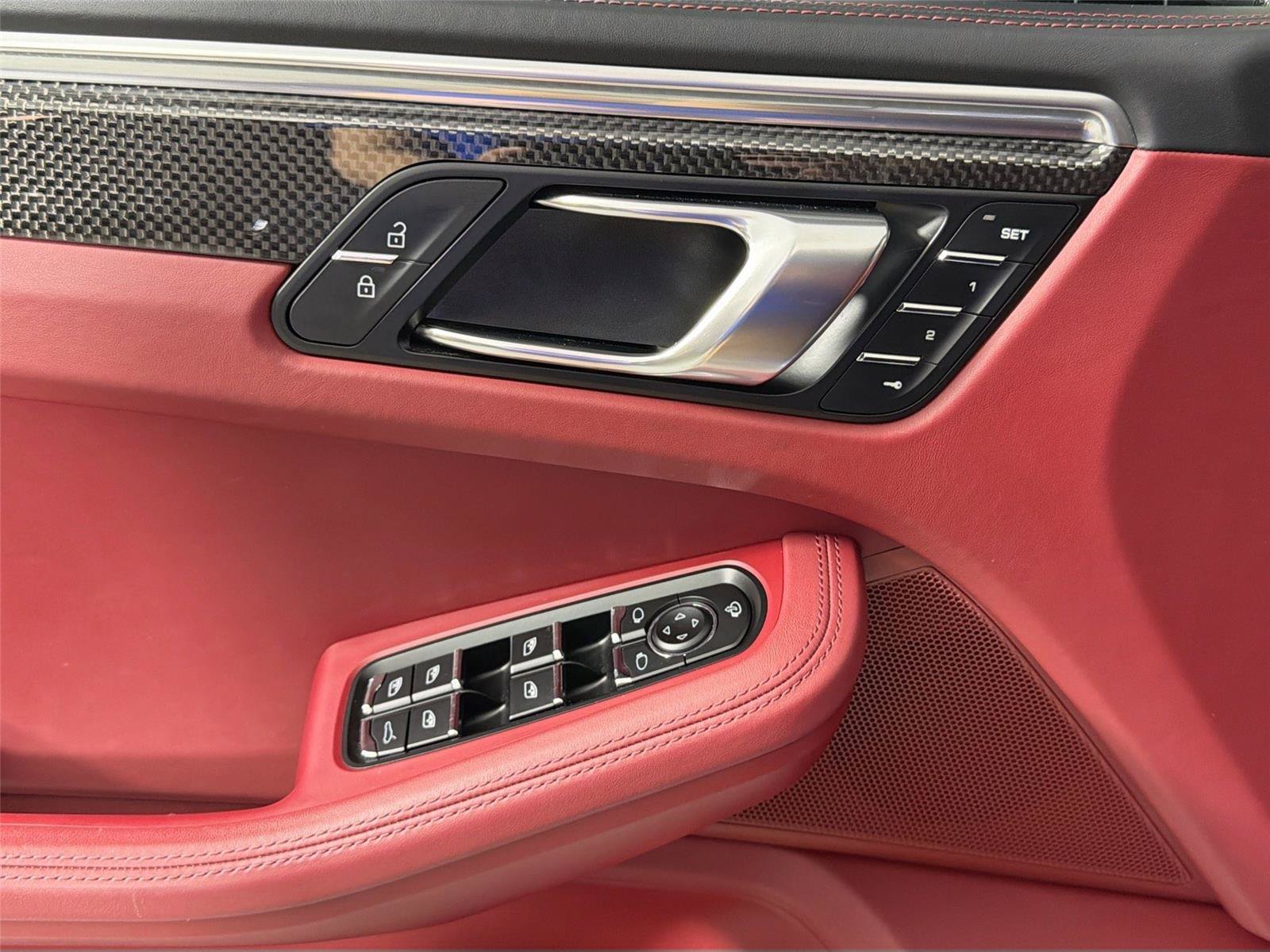 Certified 2023 Porsche Macan GTS AWD/4WD image 31