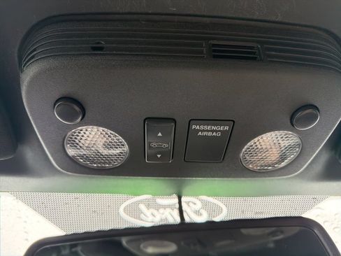 Used 2017 Ford Mustang Premium RWD image 23
