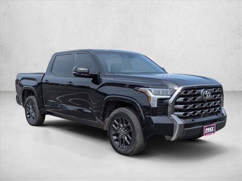 Used 2023 Toyota Tundra Platinum image 3
