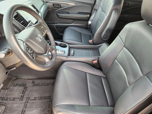 Certified 2023 Honda Passport EX-L image 13