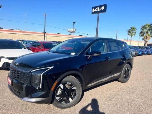 New 2026 Kia Sportage LX w/ LX Convenience Package FWD image 3