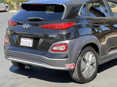 Used 2021 Hyundai Kona SEL w/ Cargo Package FWD image 58