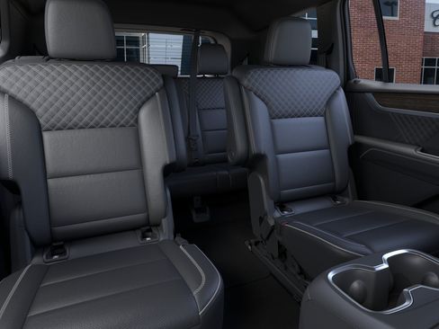 New 2026 GMC Acadia Denali w/ Super Cruise Package FWD image 41