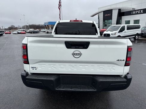 Used 2024 Nissan Frontier S w/ Technology Package AWD/4WD image 4