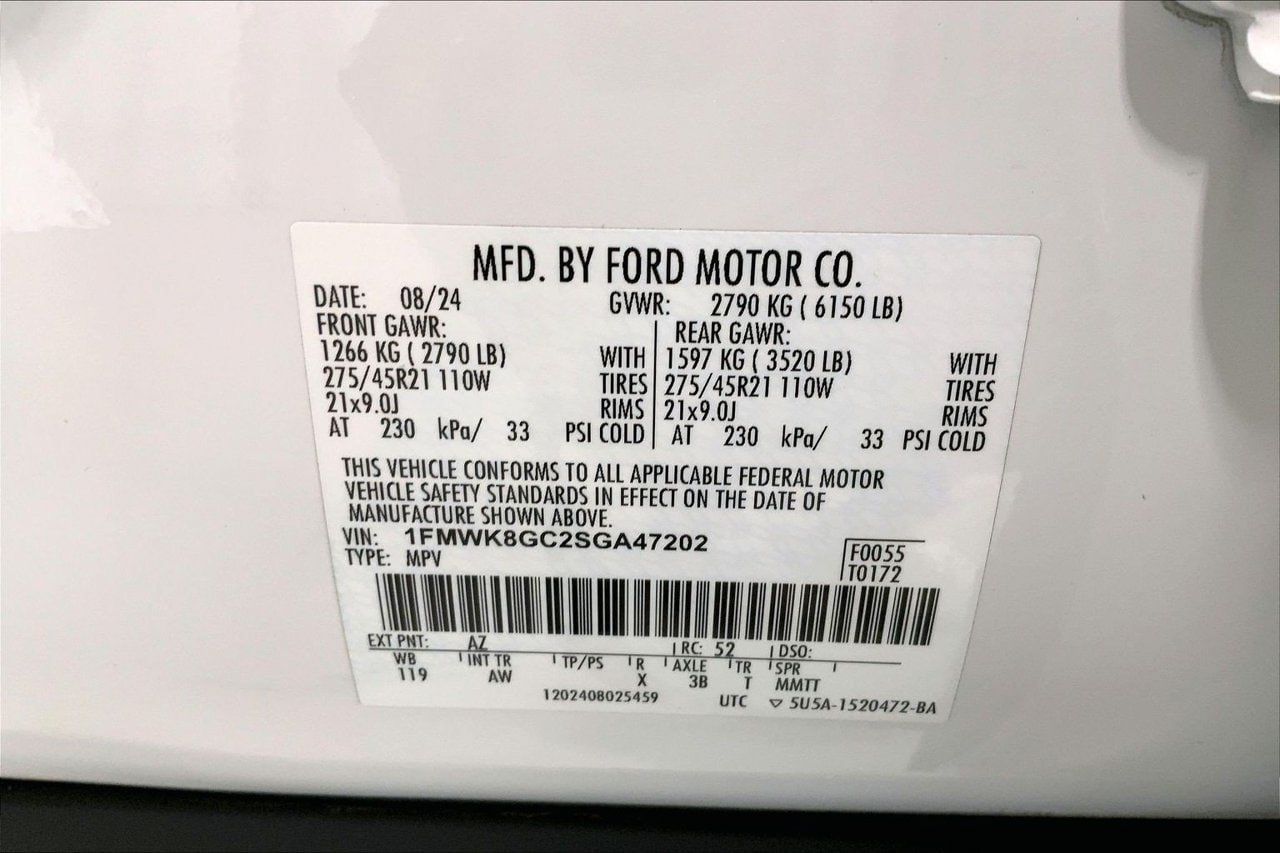 Used 2025 Ford Explorer ST AWD/4WD image 33