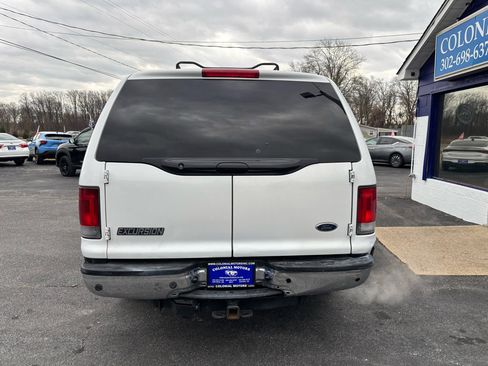 Used 2005 Ford Excursion XLT image 6