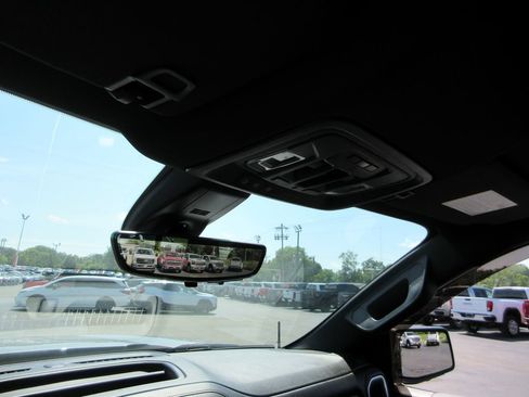Used 2021 GMC Sierra 1500 AT4 w/ AT4 Value Package AWD/4WD image 39
