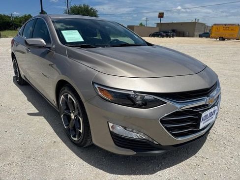 Used 2022 Chevrolet Malibu LT FWD image 7