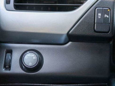 Used 2015 Chevrolet Tahoe LS image 33