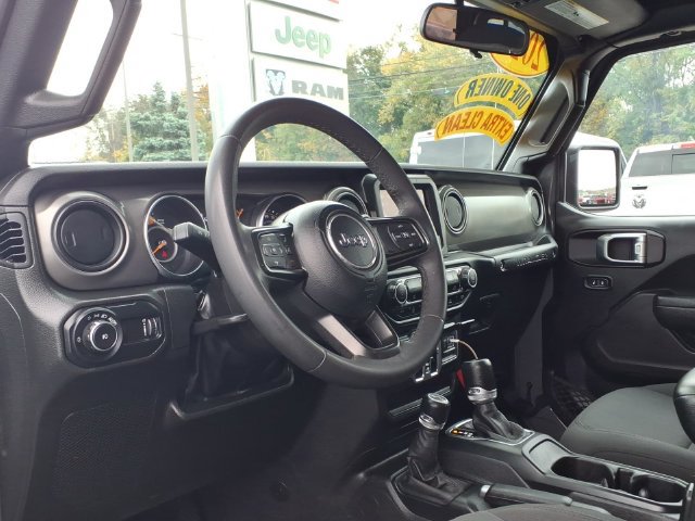 Used 2023 Jeep Wrangler Unlimited Sport AWD/4WD image 21