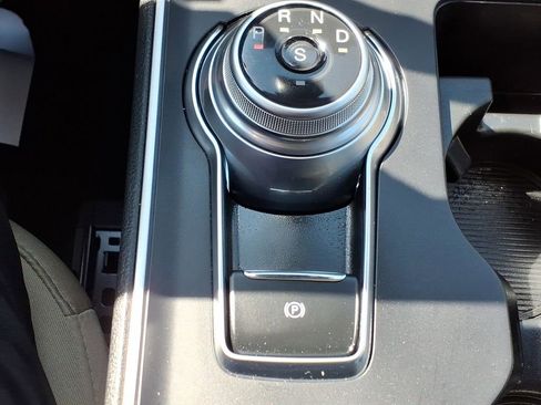 Used 2024 Ford Edge SE AWD/4WD image 17