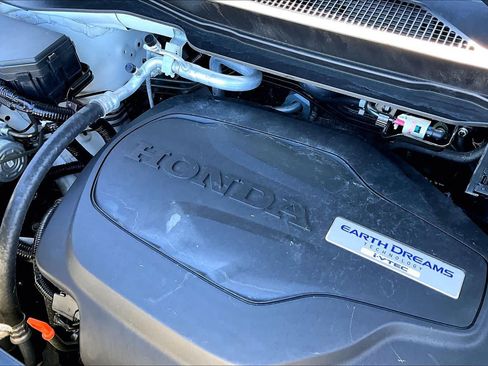 Used 2017 Honda Pilot EX image 32