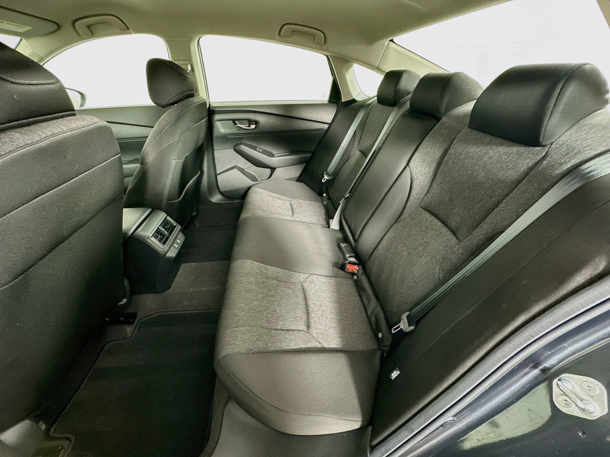 Used 2025 Honda Accord LX image 25