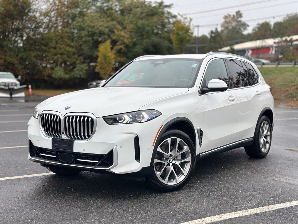 Certified 2026 BMW X5 xDrive40i AWD/4WD image 1