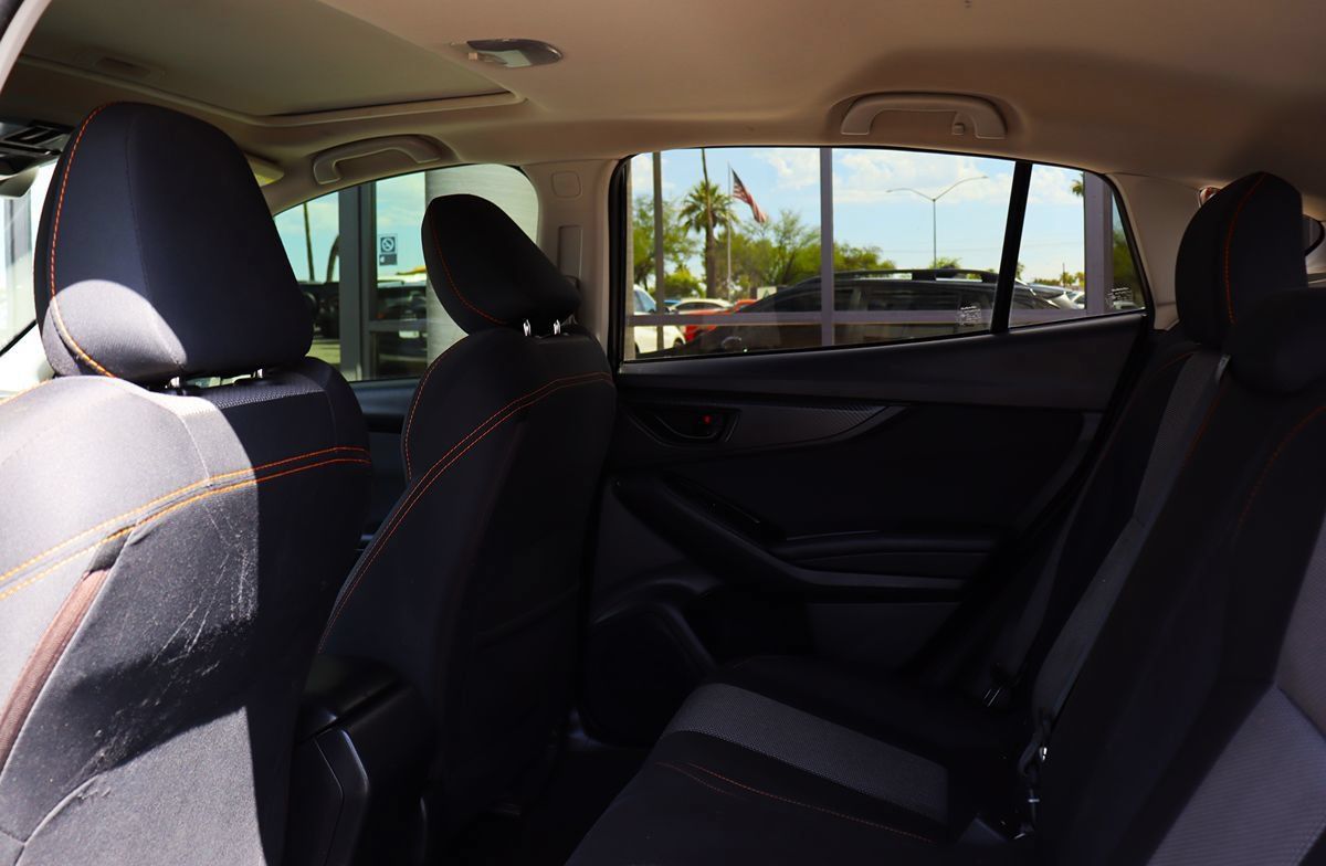 Used 2020 Subaru Crosstrek 2.0i Premium w/ Moonroof Package 2 AWD/4WD image 34