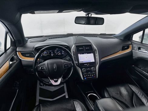Used 2019 Lincoln MKC Reserve FWD image 24