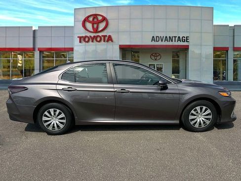 Used 2023 Toyota Camry LE w/ Cold Weather Package image 5