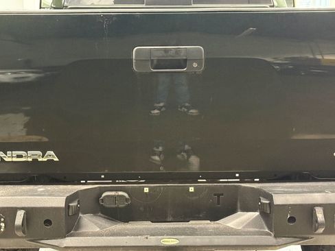 Used 2010 Toyota Tundra 4x4 Double Cab Long Bed image 11