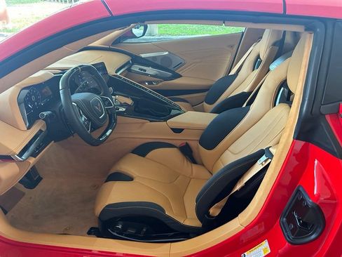 Used 2025 Chevrolet Corvette Z06 RWD image 6