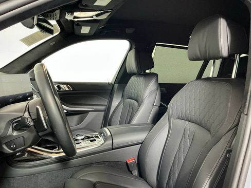 Certified 2025 BMW X7 M60i w/ Executive Package AWD/4WD image 22