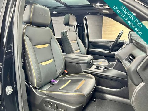 Used 2023 GMC Yukon AT4 AWD/4WD image 8