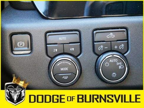 Used 2022 Chevrolet Silverado 1500 LT image 23