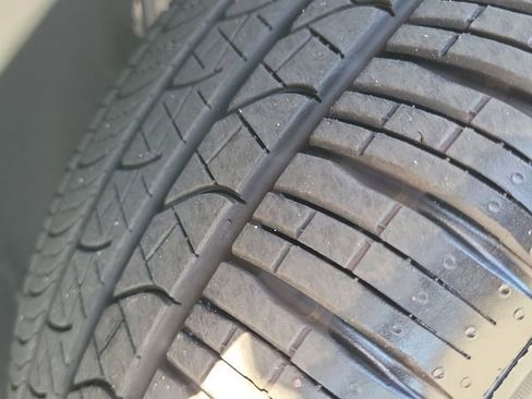 Used 2026 Ford Explorer ST-Line w/ ST-Line Street Pack image 25