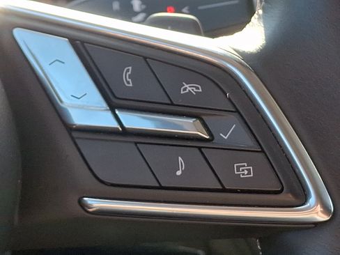 Used 2025 Buick Envision Preferred AWD/4WD image 22