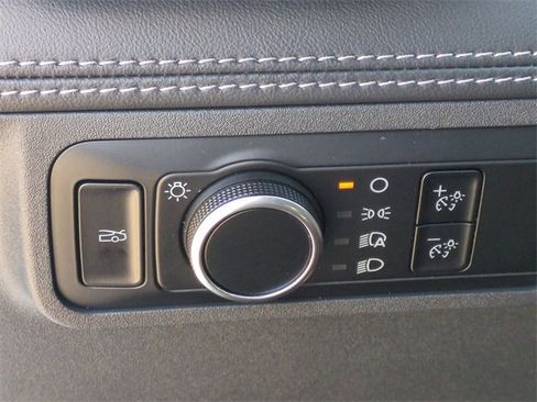 Used 2024 Ford Mustang GT Premium image 15