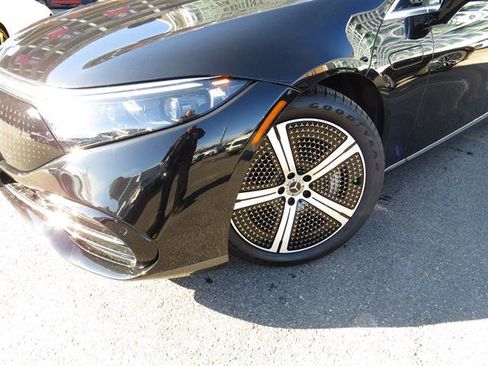 Used 2023 Mercedes-Benz EQS 450+ 4MATIC Sedan image 19