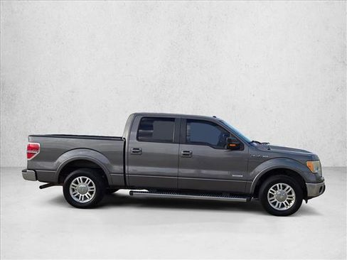 Used 2011 Ford F150 Lariat w/ Lariat Plus Pkg image 4