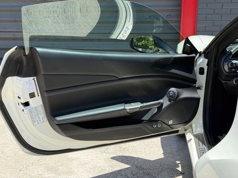 Used 2016 Ferrari 488 GTB RWD image 23