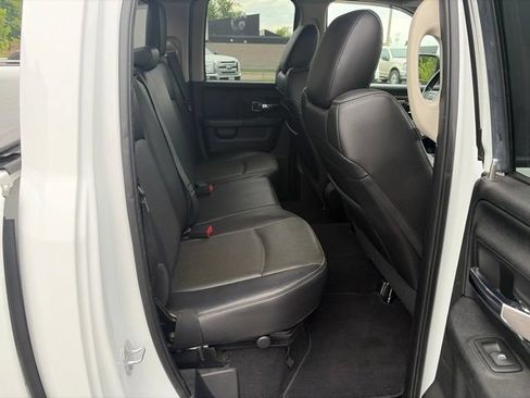 Used 2017 RAM 1500 Laramie AWD/4WD image 22