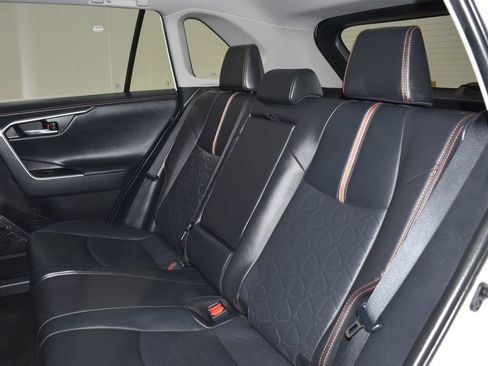 Used 2024 Toyota RAV4 Adventure AWD/4WD image 27