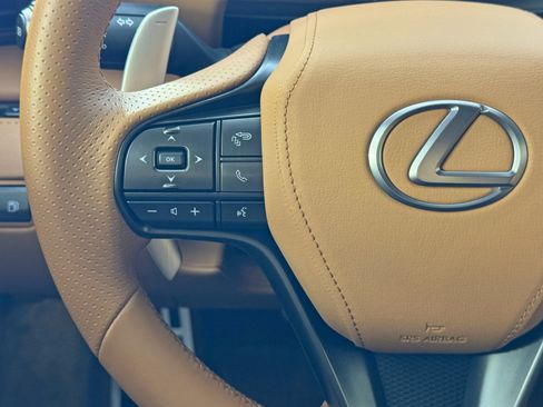 Used 2022 Lexus LC 500 Coupe image 22