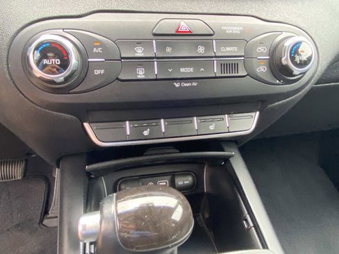 Used 2018 Kia Sorento AWD image 23