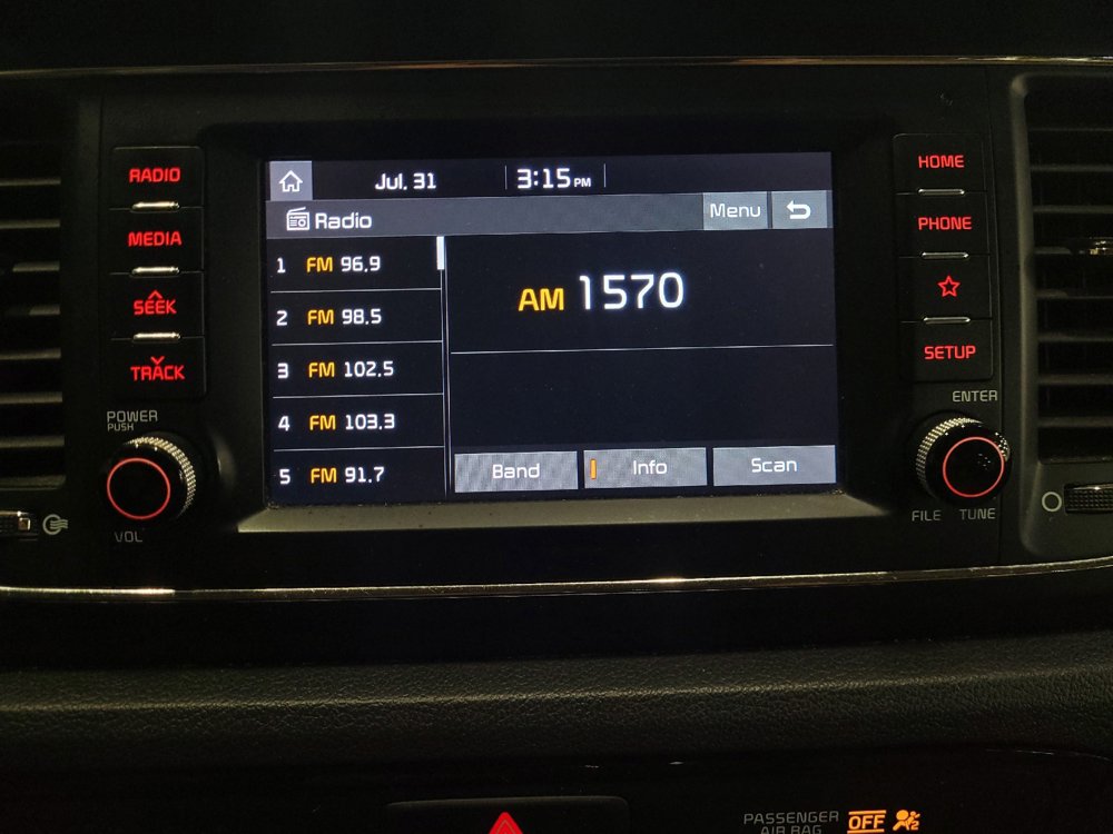 Used 2019 Kia Sedona LX FWD image 25