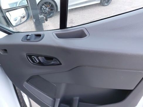 Used 2023 Ford Transit 350 XLT image 27