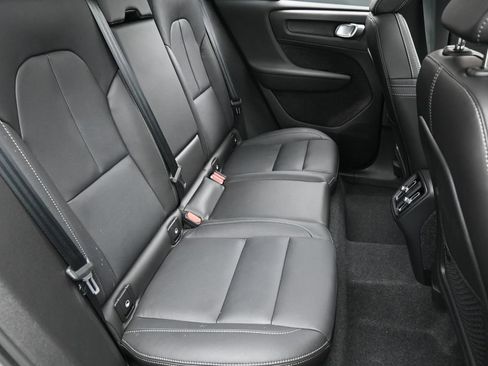 Used 2026 Volvo XC40 B5 Plus AWD/4WD image 31