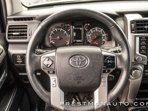 Used 2023 Toyota 4Runner SR5 Premium image 25