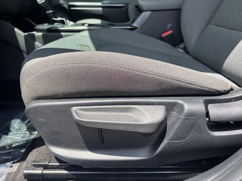 Used 2025 Kia K4 FWD image 22