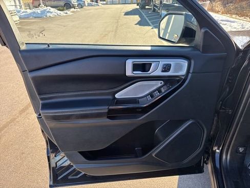 Used 2022 Ford Explorer ST w/ Equipment Group 401A image 18