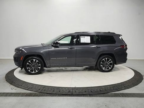 Used 2023 Jeep Grand Cherokee L Overland w/ Luxury Tech Group IV AWD/4WD image 4
